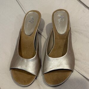 A2 By Aerosoles Metallic Open-Toe Heels - Metallic NWOT